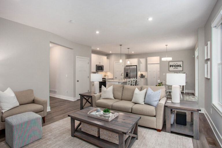 Eastbrook Homes – Stockton Home Plan - Living room – LINP00070 – 14450 Windway Dr - Furnished (12)