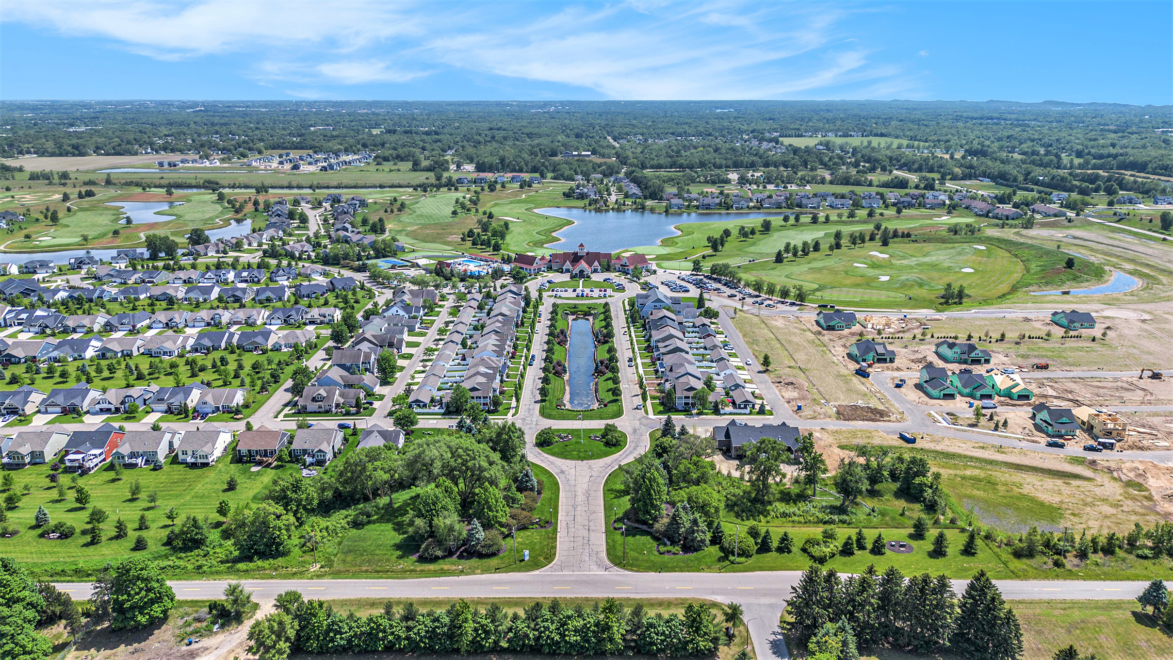 Find Your Ideal Eastbrook Community in Trillium Ridge and Macatawa Legends