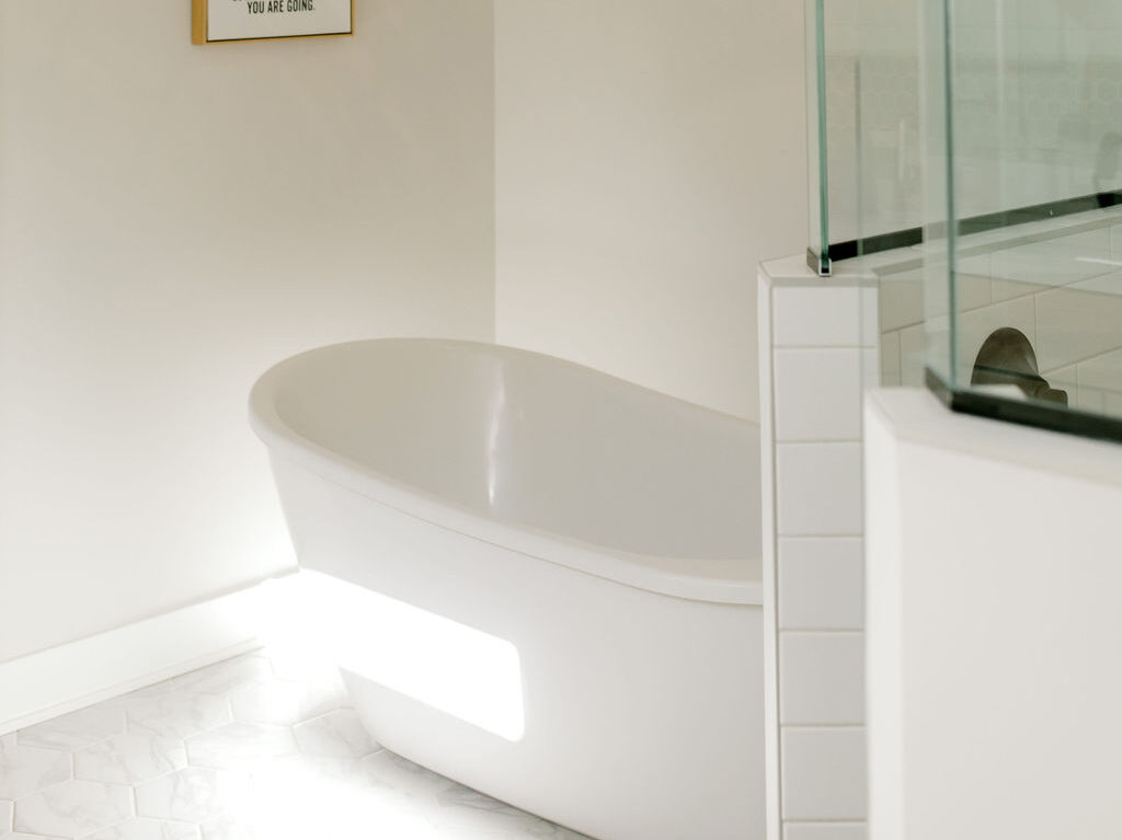 Free-Standing Tubs